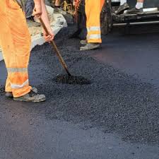 Best Driveway Crack Filling  in Commerce, TX